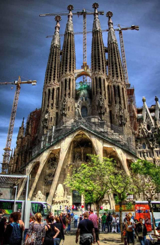 133 ans après, la basilique Sagrada Familía de Barcelone bient?t terminée 