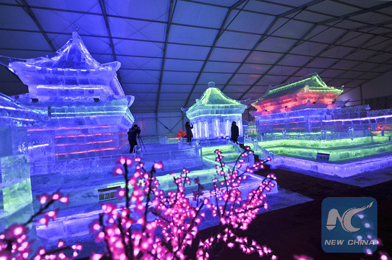 A travers la Chine: Arts sur glace