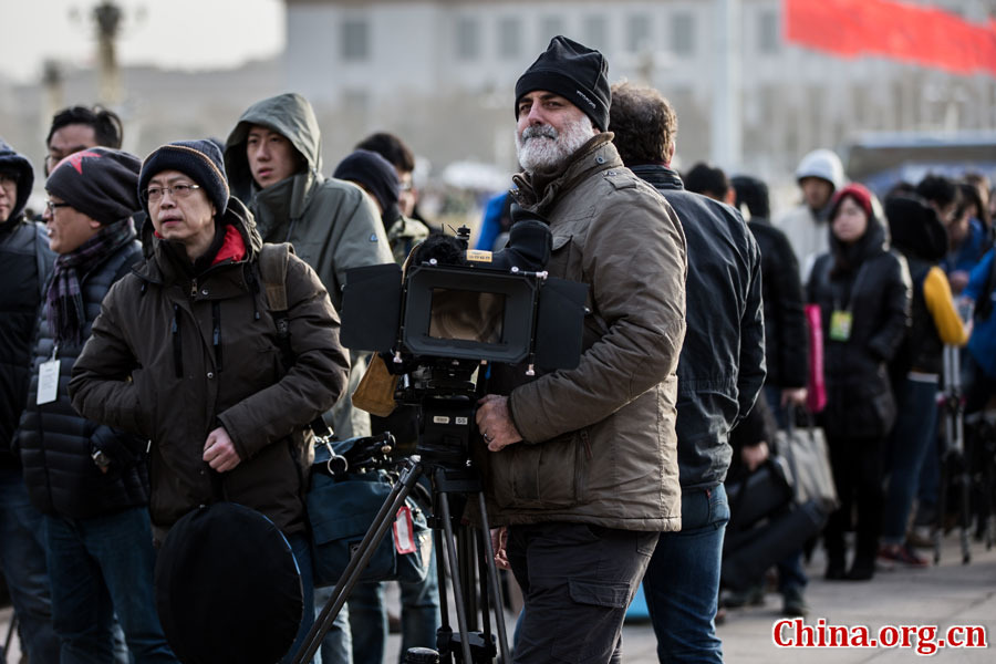 Des journalistes étrangers aux Deux Sessions