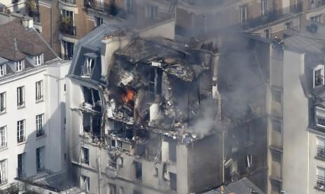 Spectaculaire explosion due au gaz à Paris, 17 blessés