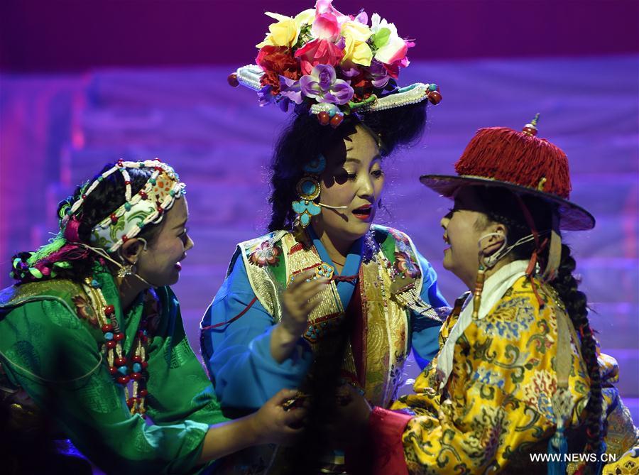 Chine : première à Lhassa de l'opéra tibétain traditionnel
