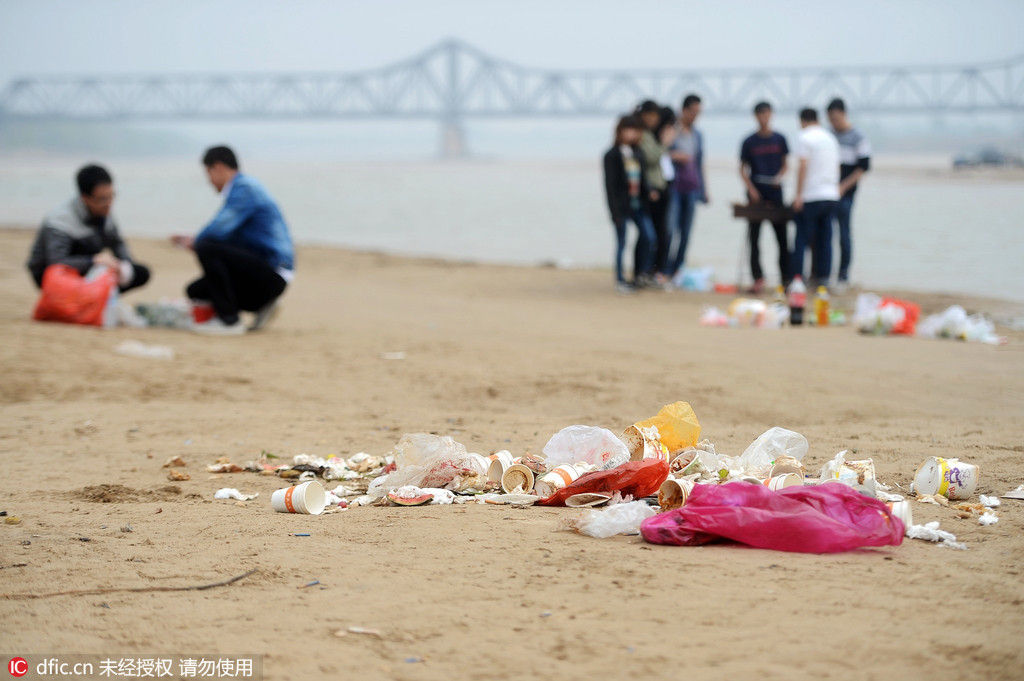 Barbecue et pollution de l'eau à Jinan