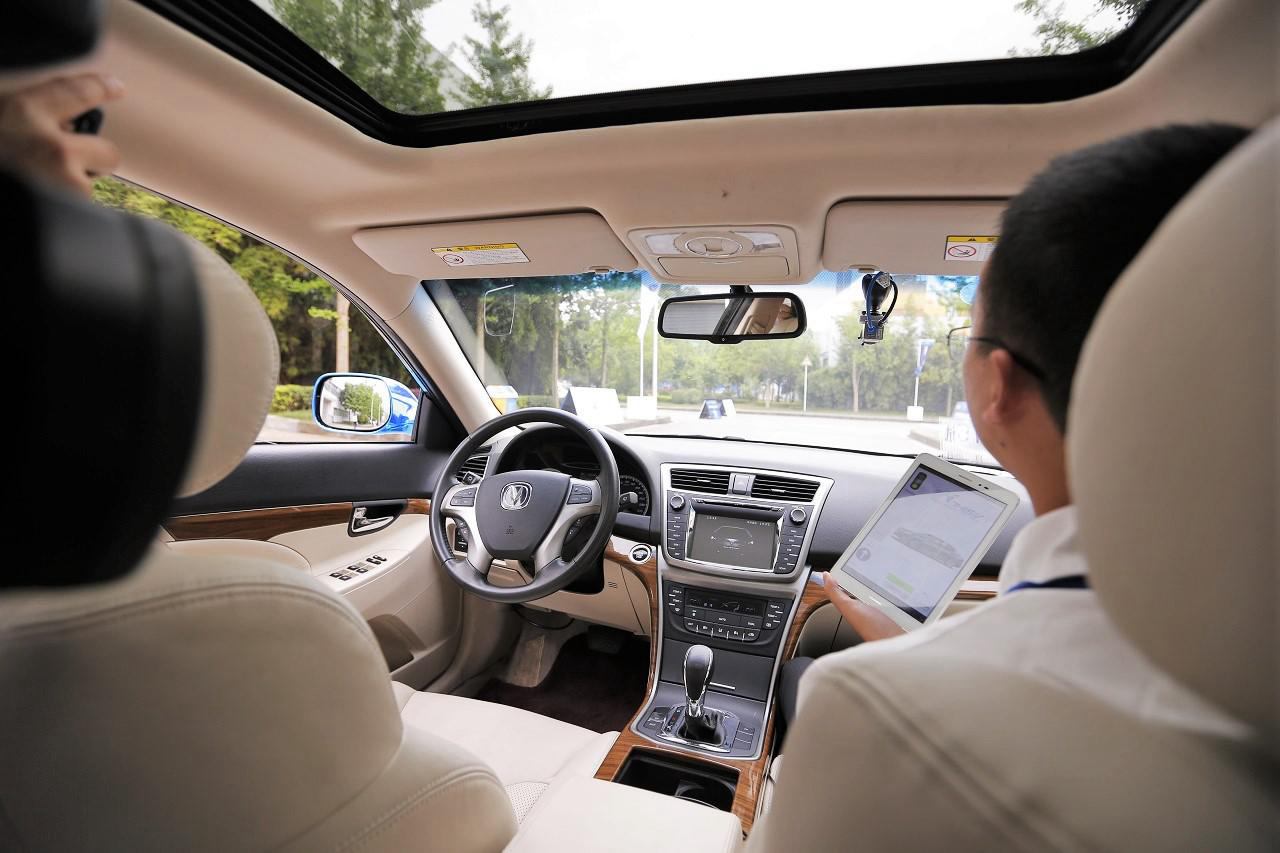 Les voitures autonomes parcourent 2000 km en Chine