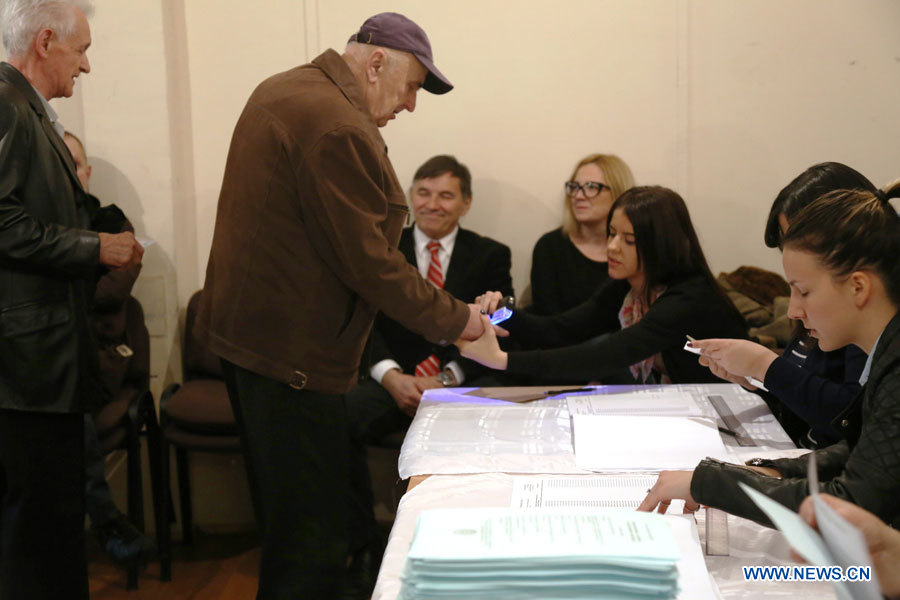 Début des élections législatives en Serbie pour tester la volonté du pays d'adhérer à l'UE