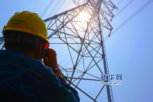 Les plus beaux travailleurs sous l'objectif du drone de Xinhuanet : Danseurs du ciel