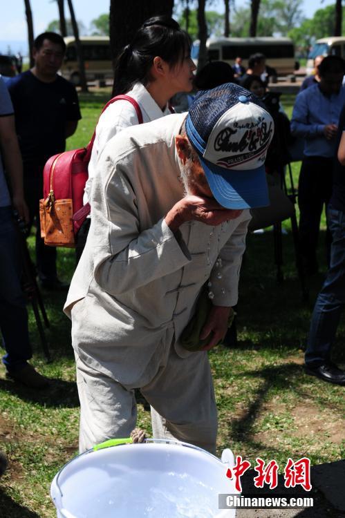 Cuisson du riz : Un ma?tre japonais séduit les Chinois