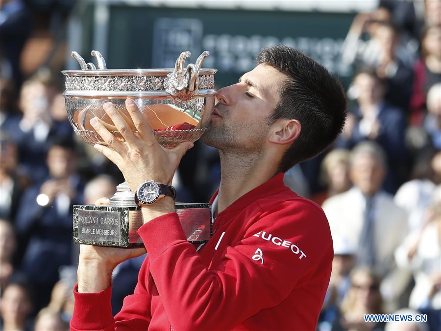 Tennis: Novak Djokovic gagne son premier Roland-Garros