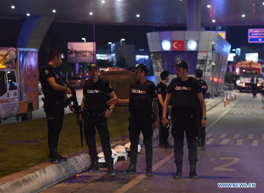 36 personnes tuées par des explosions à l'aéroport international Atatürk d'Istanbul