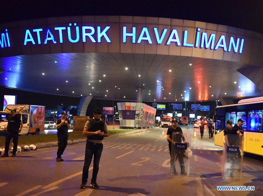 36 personnes tuées par des explosions à l'aéroport international Atatürk d'Istanbul