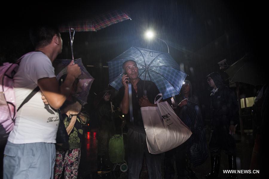 Un engorgement paralyse une métropole chinoise sur le fleuve Yangtsé