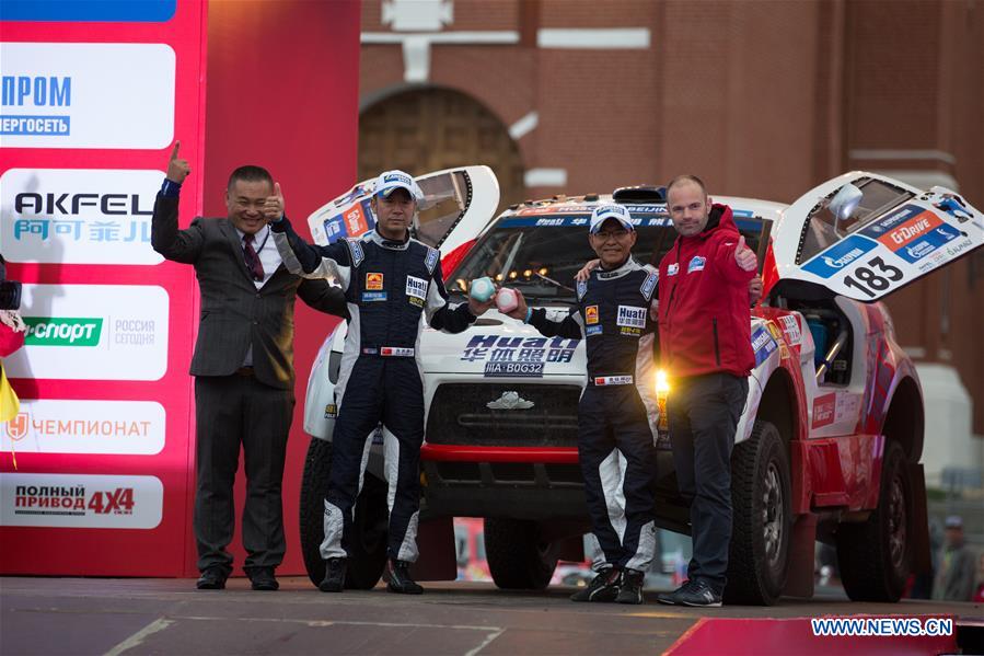 Coup d'envoi du rallye international de la Route de la soie en Russie