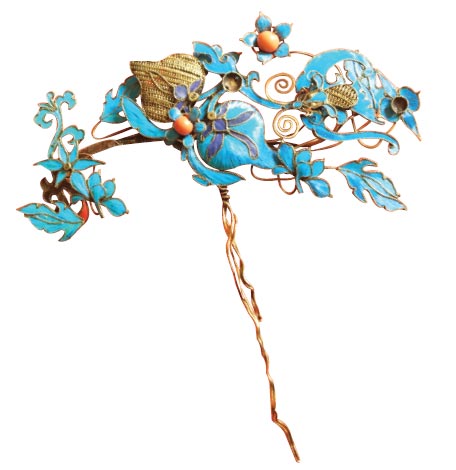 Des plumes de martin-pêcheur dans la joaillerie impériale chinoise