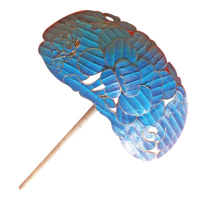 Des plumes de martin-pêcheur dans la joaillerie impériale chinoise