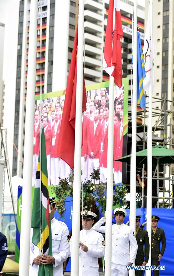La délégation chinoise organise une cérémonie de lever du drapeau à Rio