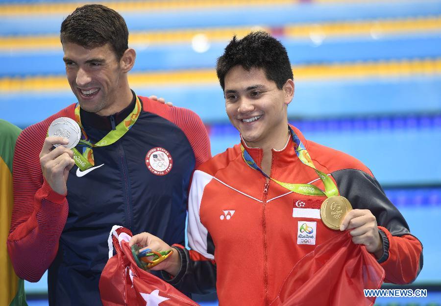 JO 2016 : Schooling surprend Phelps sur 100m papillon