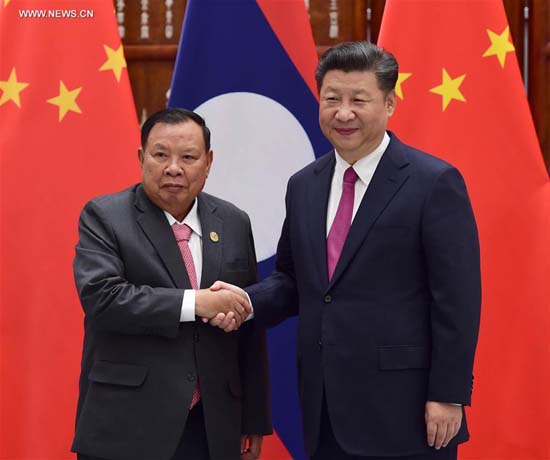 Xi Jinping propose de batir une communauté de destin avec le Laos