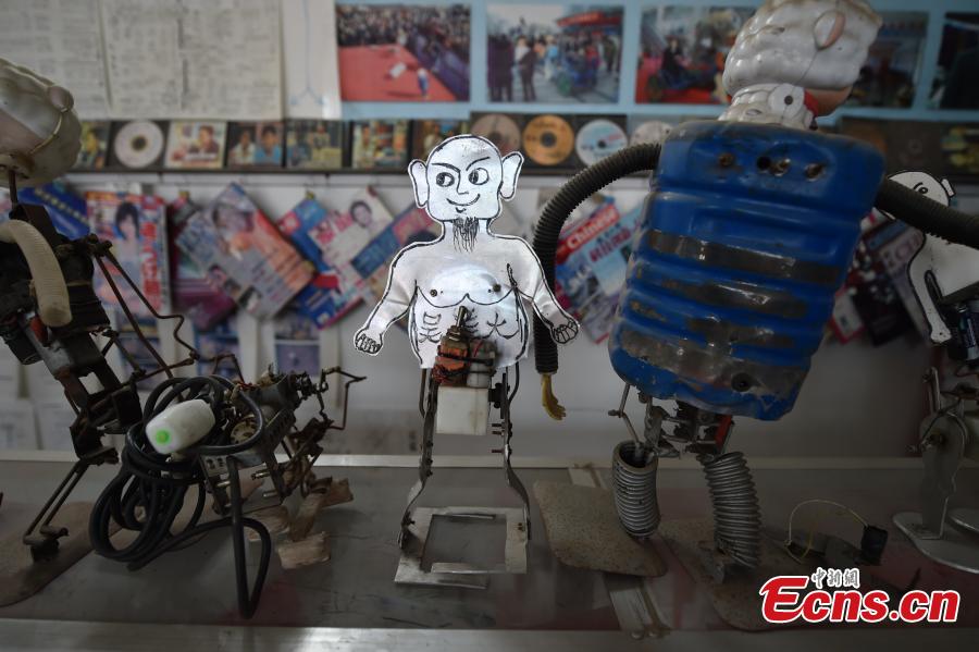 Un fermier chinois fou de robotique