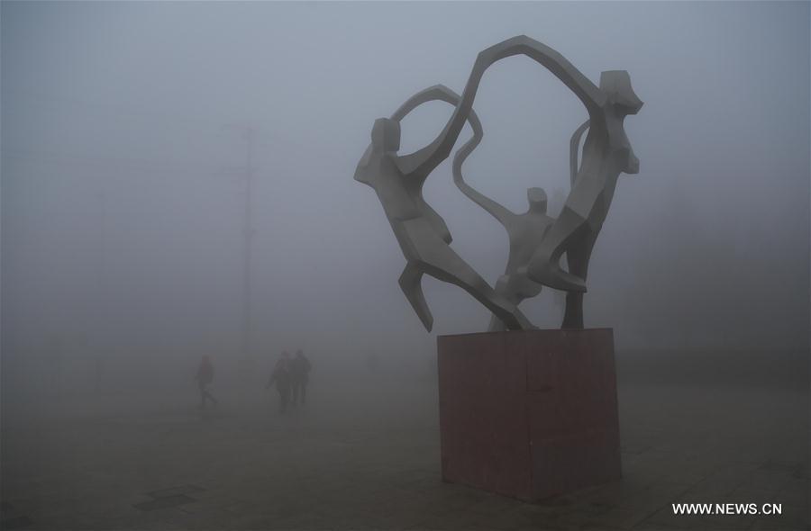 La Chine émet sa première alerte rouge au brouillard