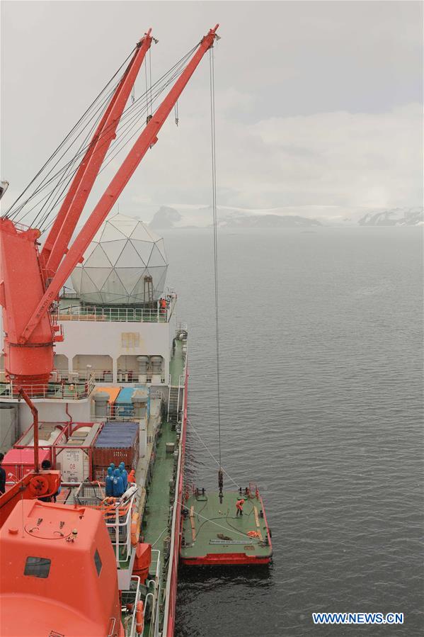 Expédition du brise-glace Xuelong en Antarctique