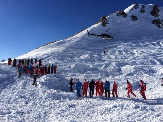 Trois touristes et un guide tués dans une avalanche dans les Alpes fran?aises