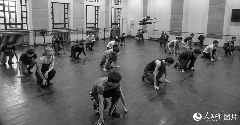 Coup de projecteur sur le Ballet national chinois