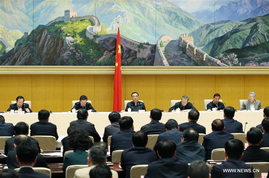 Le PM chinois met l'accent sur la transformation des moteurs de croissance