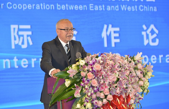 Ouverture de l'Exposition internationale de la Route de la Soie 2017 et la 21e Foire commerciale sur la coopération et l'investissement Est-Ouest à Xi'an