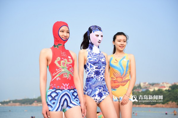 Le face-kini fait fureur sur les plages chinoises