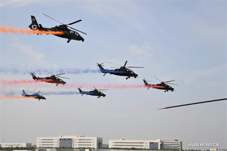 Tianjin : ouverture de la 4ème Expo internationale d'Hélicoptères