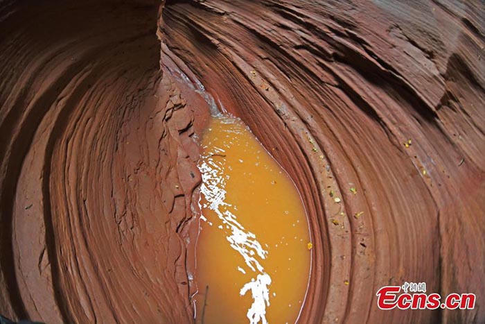 Le plateau de l?ss et son magnifique canyon en fente