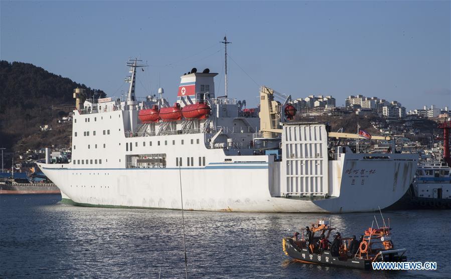 JO de Pyeongchang : arrivée d'une troupe artistique de RPDC en Corée du Sud