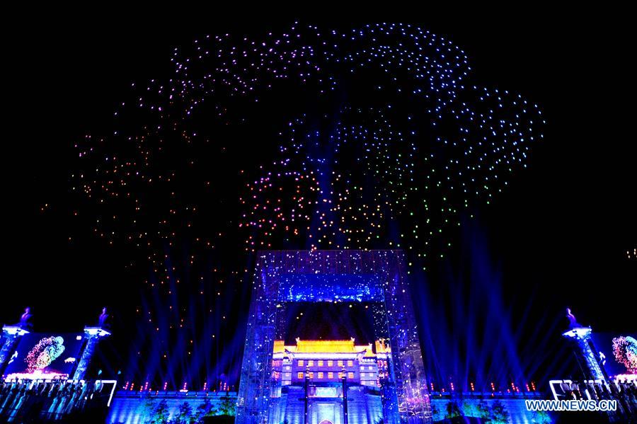 Chine : spectacle de lumières dans le nord-ouest