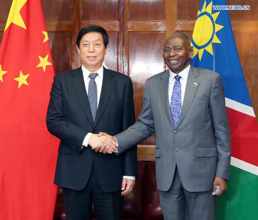 Le plus haut législateur chinois en visite en Namibie appelle à une coopération plus étroite