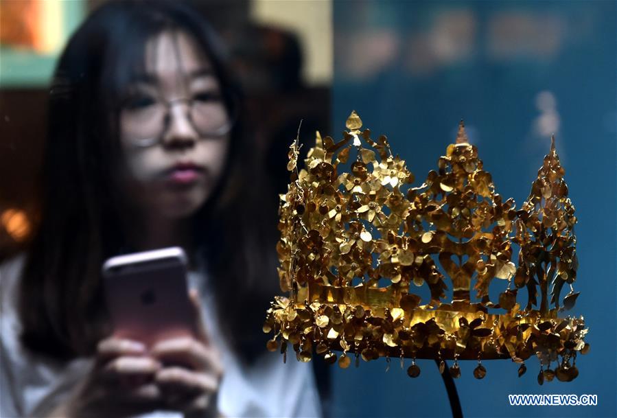 Des reliques culturelles afghanes exposées dans le centre de la Chine