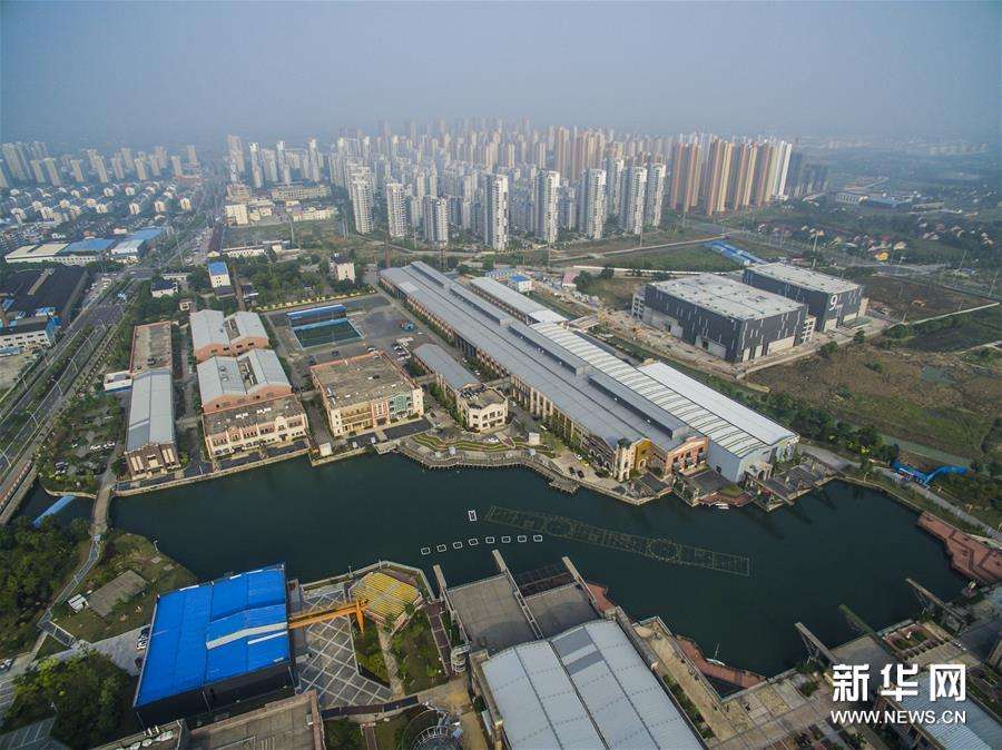 Annonce de nouvelles mesures pour atténuer la pression financière