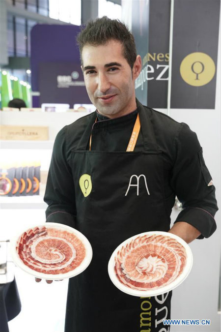 à la découverte des aliments des quatre coins du monde présentés à la CIIE