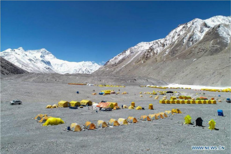 Les camps de base de la face nord de l'Everest