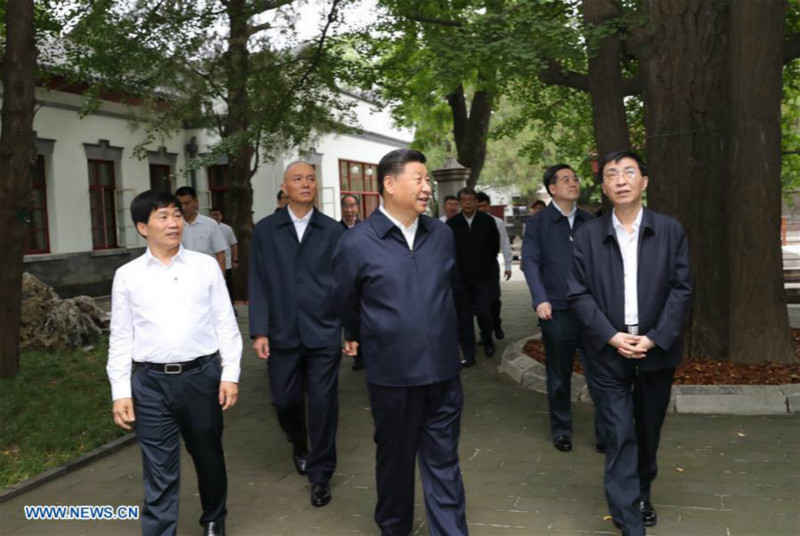 Xi Jinping appelle à faire des efforts pour le renouveau national à l'approche du 70e anniversaire de la fondation de la RPC