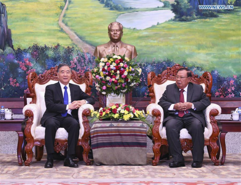 Le plus haut conseiller politique chinois au Laos pour promouvoir les relations et la coopération bilatérales