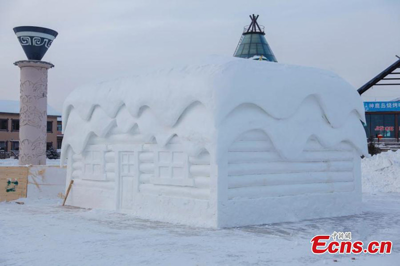 Heilongjiang : un h?tel fait de glace et de neige