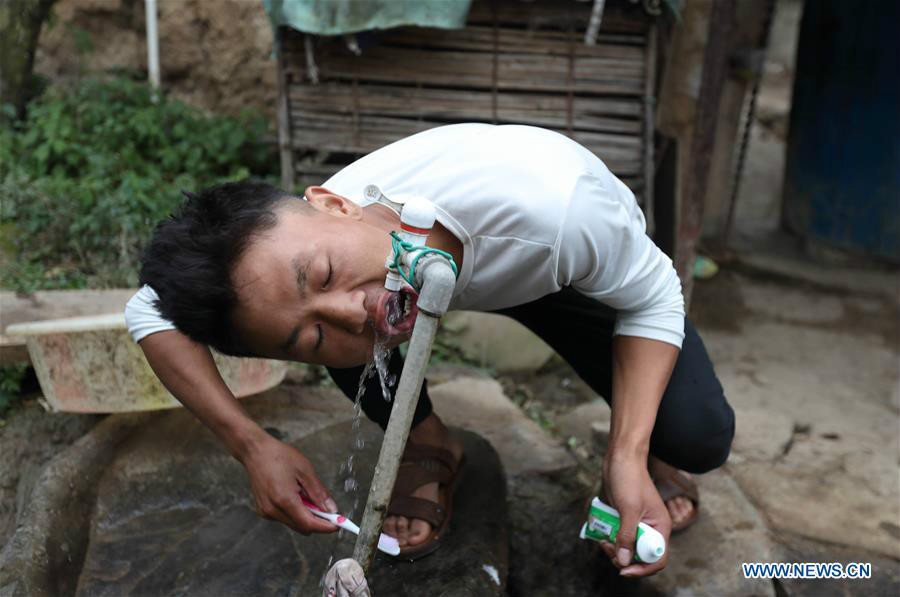 Comment Internet ouvre un canal plus large à des villageois du Sichuan