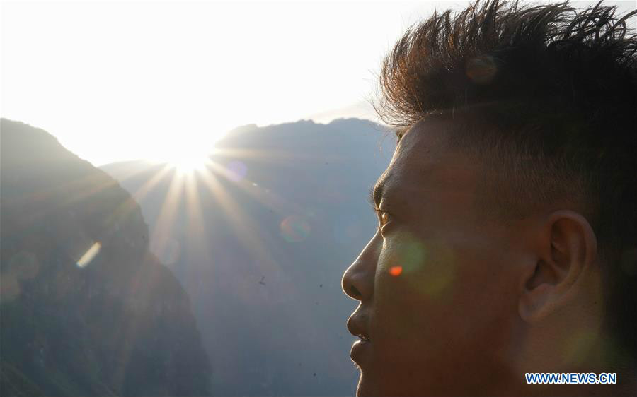 Comment Internet ouvre un canal plus large à des villageois du Sichuan