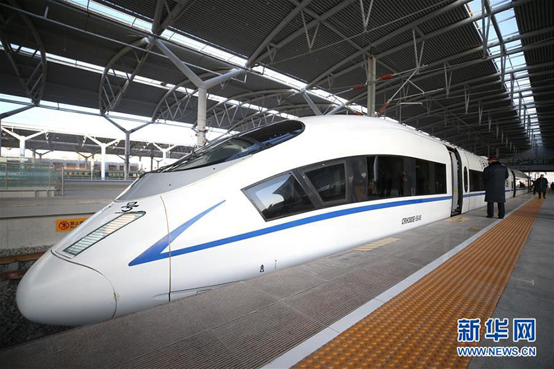Chine : mise en service du premier chemin de fer à grande vitesse au Ningxia