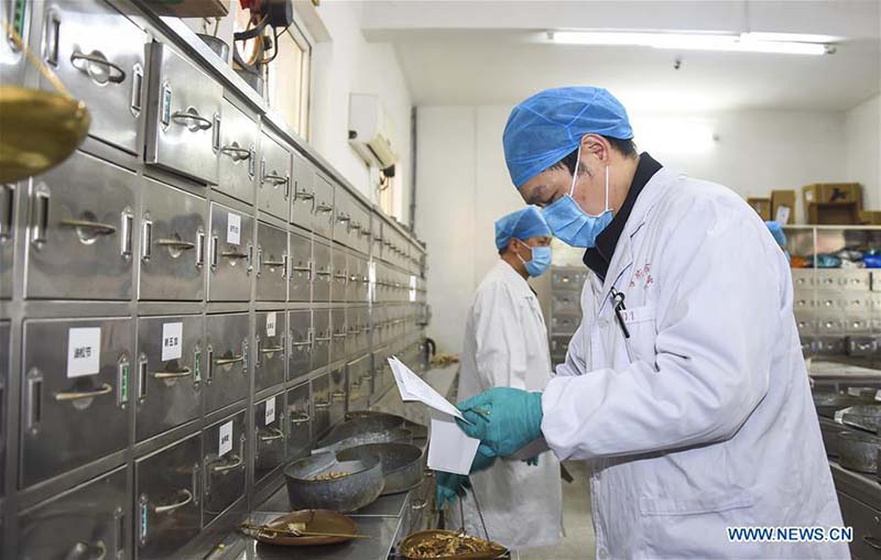 La MTC largement appliquée dans le traitement des patients infectés