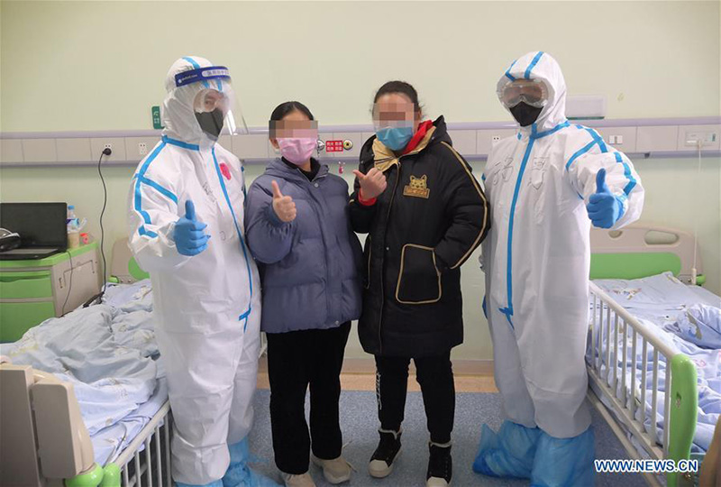 Histoire en photos des ? parents temporaires ? d'enfants infectés par le COVID-19