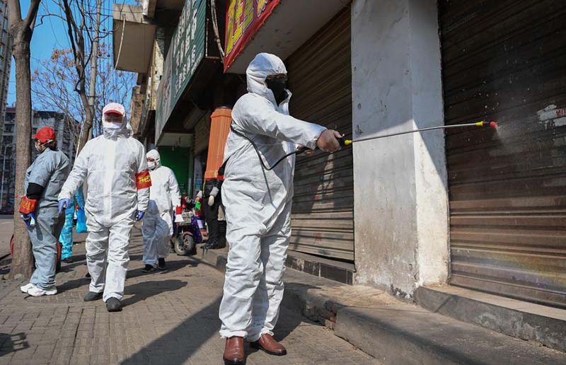 Des milliers de volontaires en première ligne de la lutte contre le coronavirus