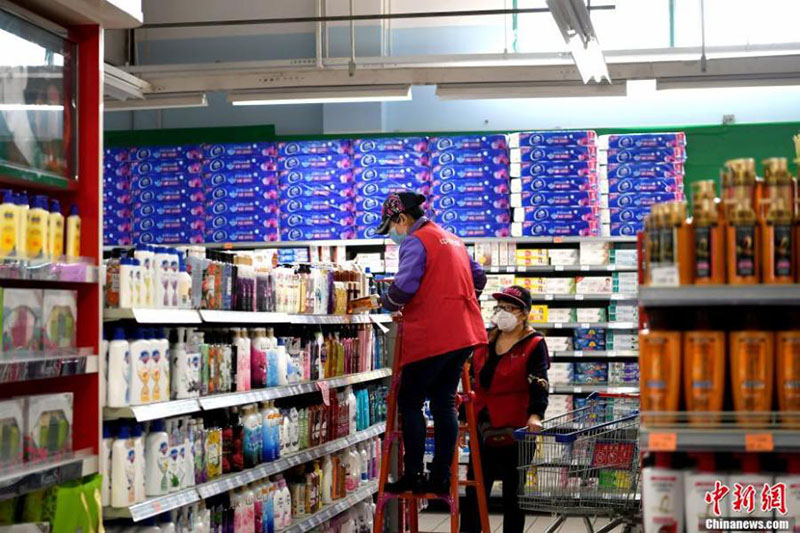 Wuhan commence à assouplir les restrictions pour les zones sans infections