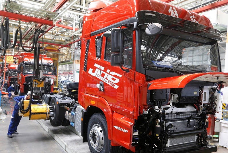 Les principaux indicateurs industriels se sont améliorés en avril