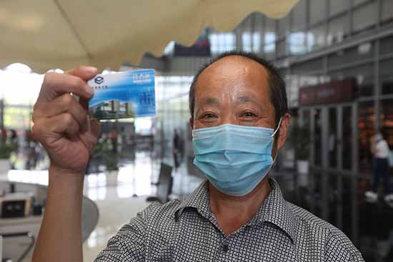 Comment l'amour des livres d'un migrant l'a conduit à un nouvel emploi