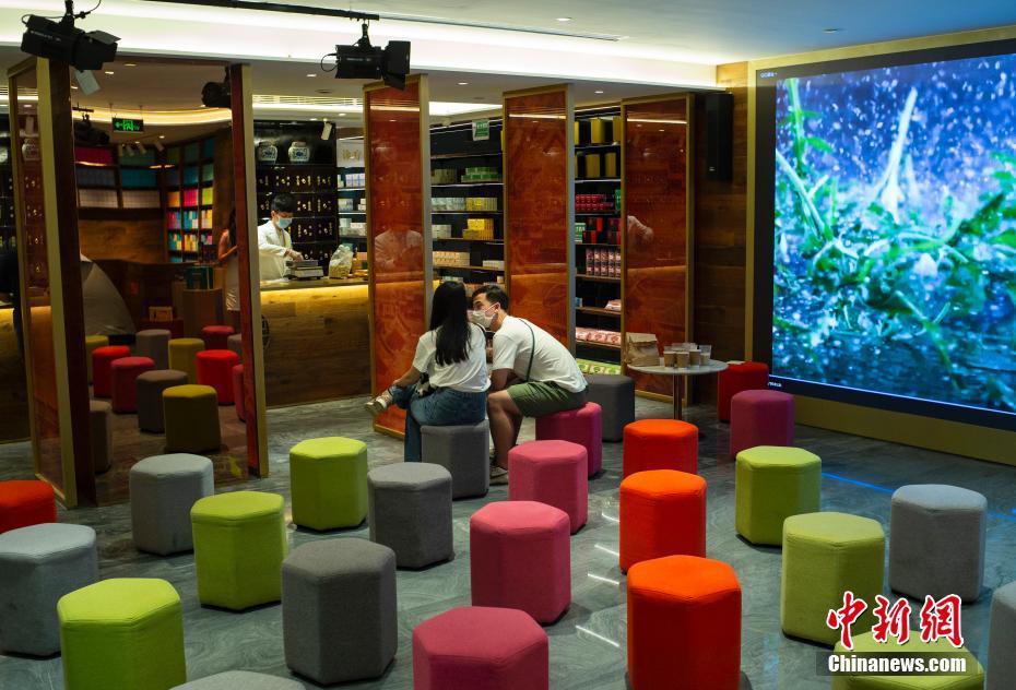 Tongrentang ouvre des cafés fusion pour cibler les jeunes consommateurs